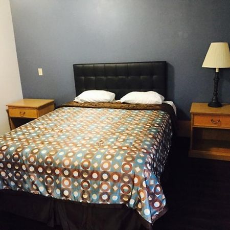Kings Row Inn Milwaukie Buitenkant foto